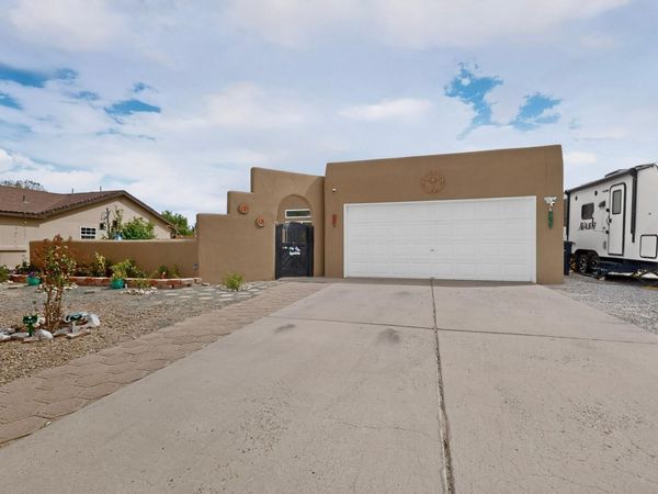 10 Milton Loop , Los Lunas, NM 87031