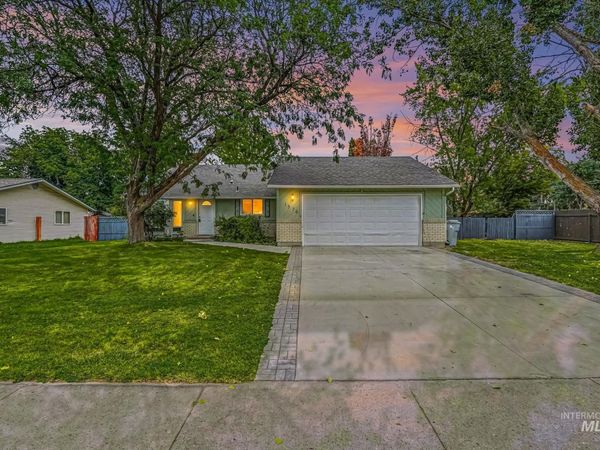 1576 S Linda Vista Ave, Boise, ID 83709