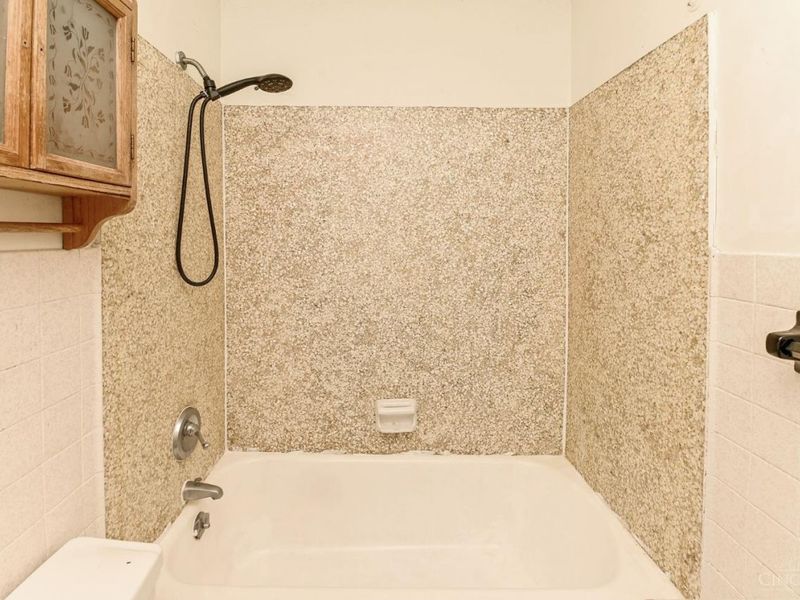 8352 Lyness Drive, Colerain Township, OH 45239 Photo 25