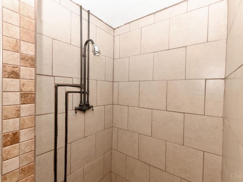 8352 Lyness Drive, Colerain Township, OH 45239 Photo 36