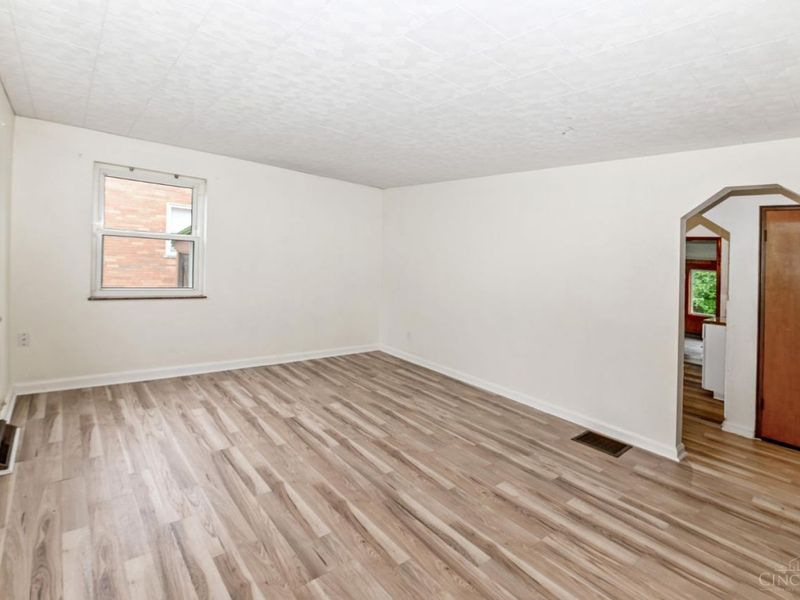 8352 Lyness Drive, Colerain Township, OH 45239 Photo 7