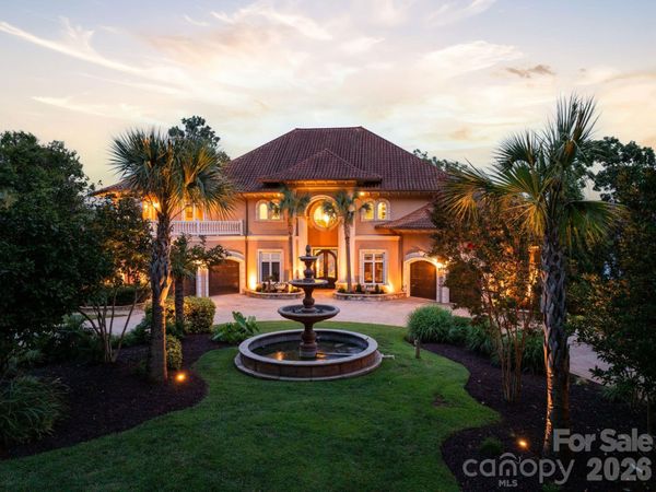 178 Mariner Pointe Lane , Mooresville, NC 28117