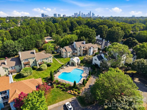 3200 Selwyn Farms Lane, Unit 1, Charlotte, NC 28209