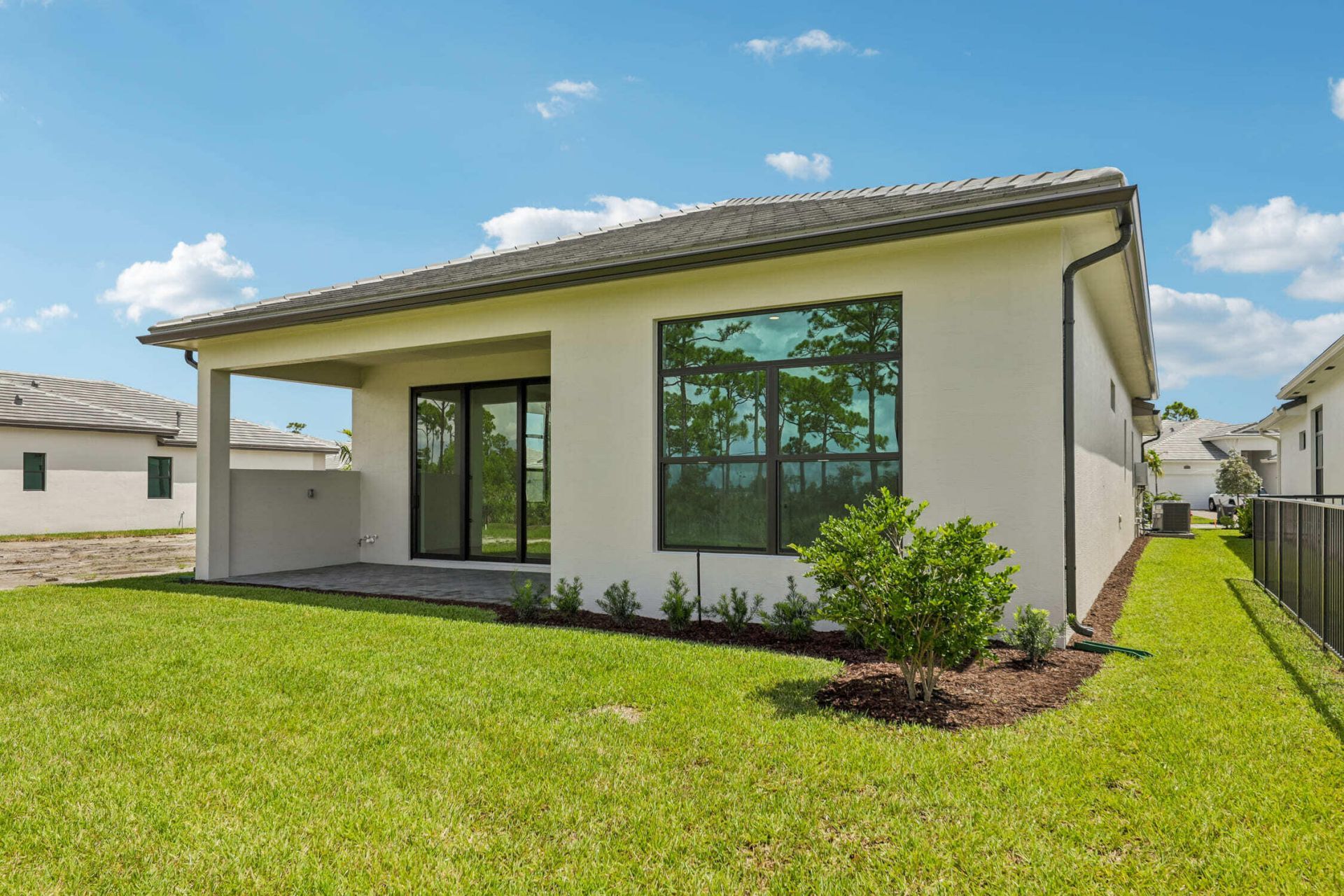 13761 SE Blackwood Drive, Port Saint Lucie, FL 34984 Photo