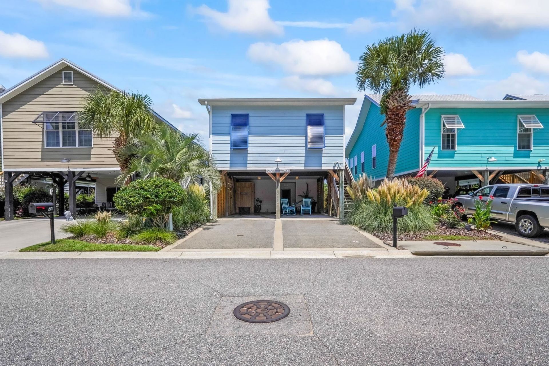 72 Weatherboard Ct. Photo 1