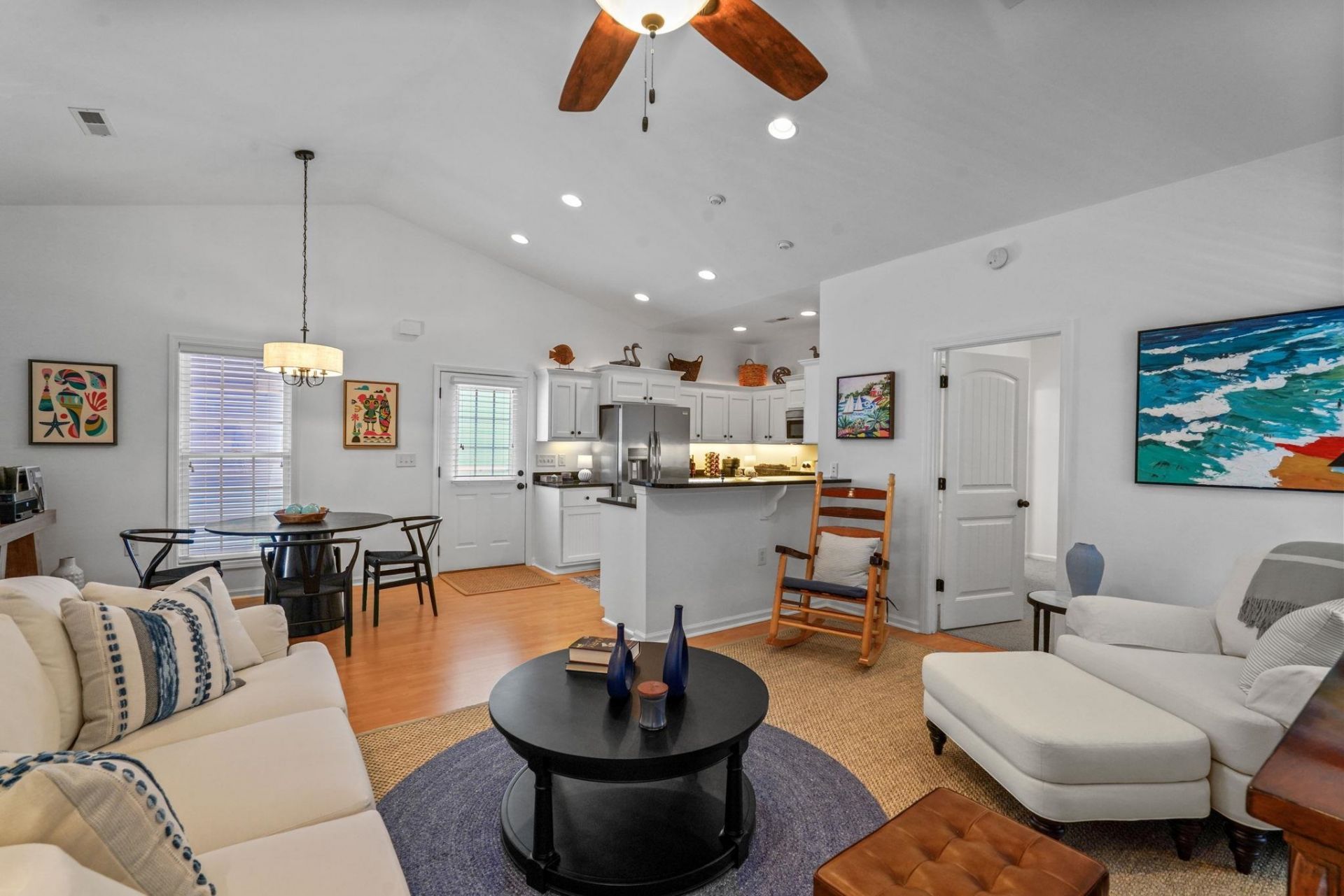 72 Weatherboard Ct. Photo 21
