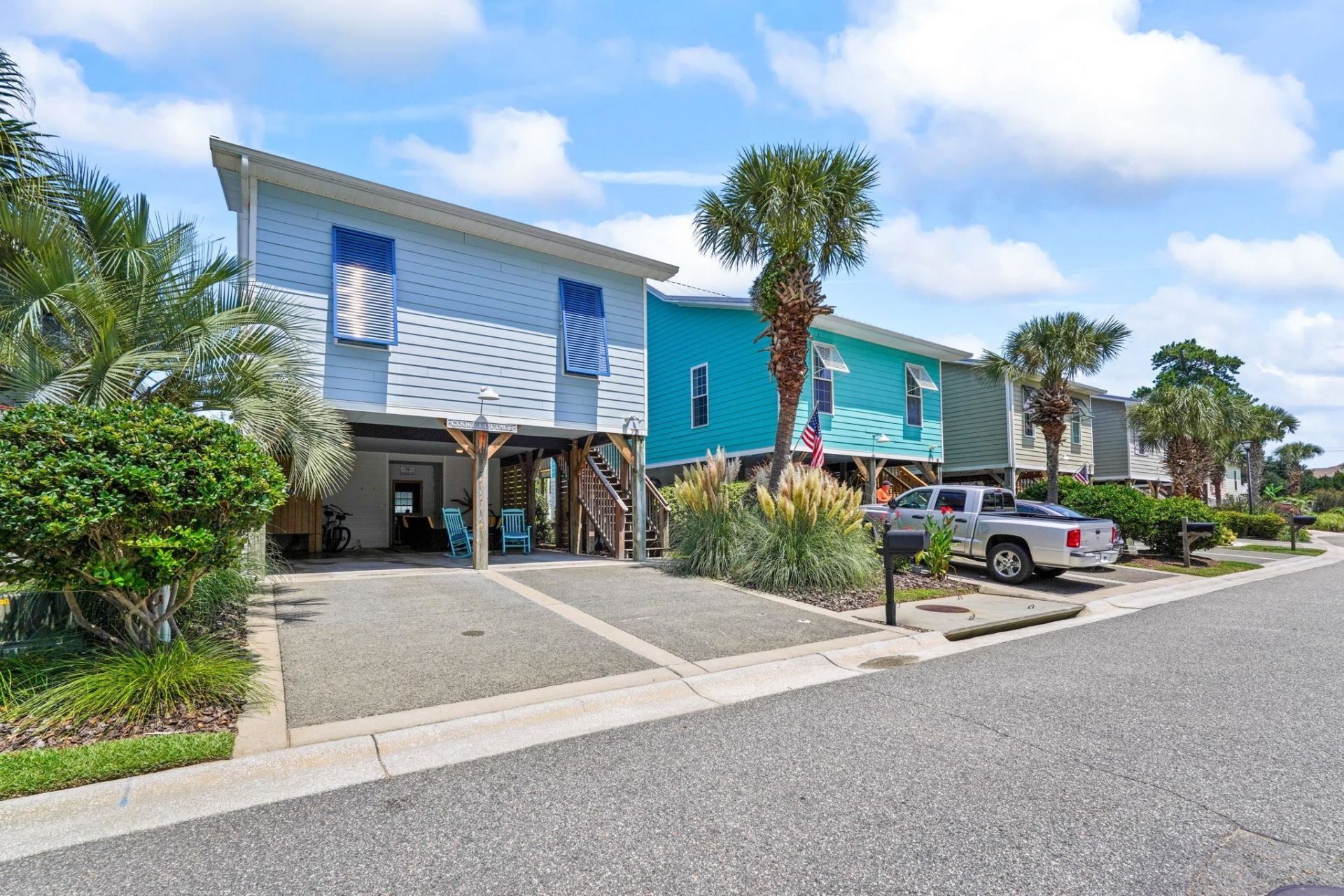 72 Weatherboard Ct. Photo 3