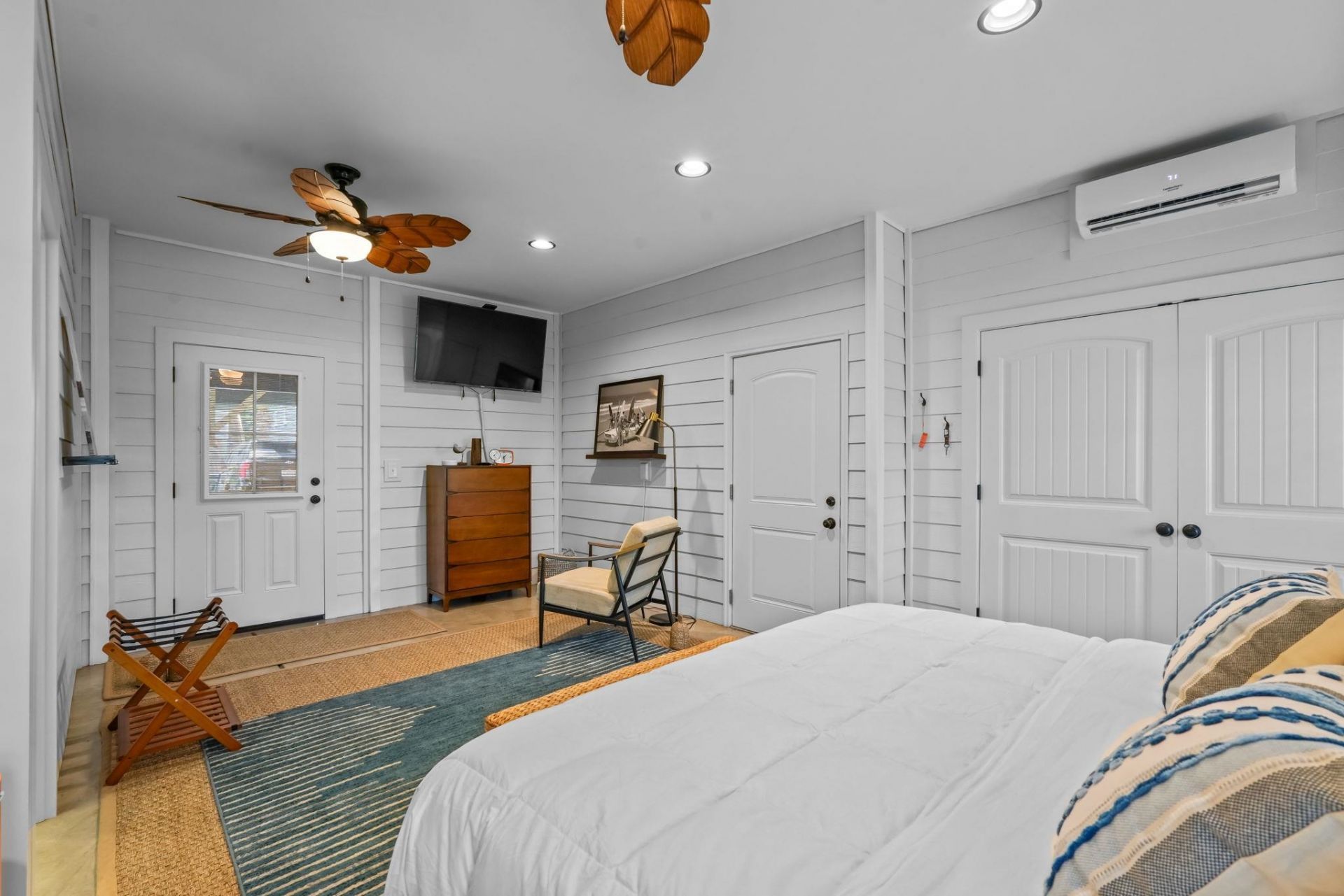 72 Weatherboard Ct. Photo 40