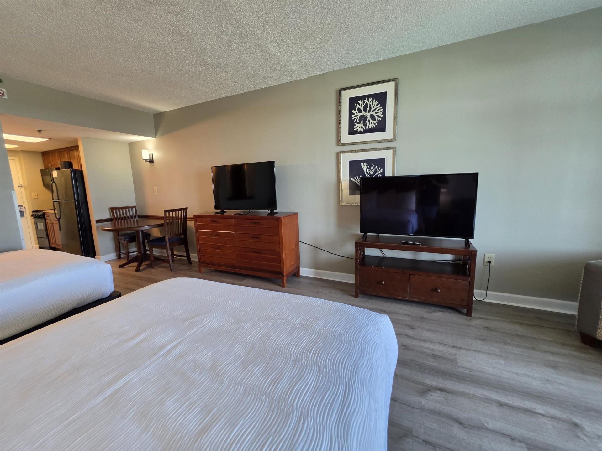 5200 North Ocean Blvd. Photo 13