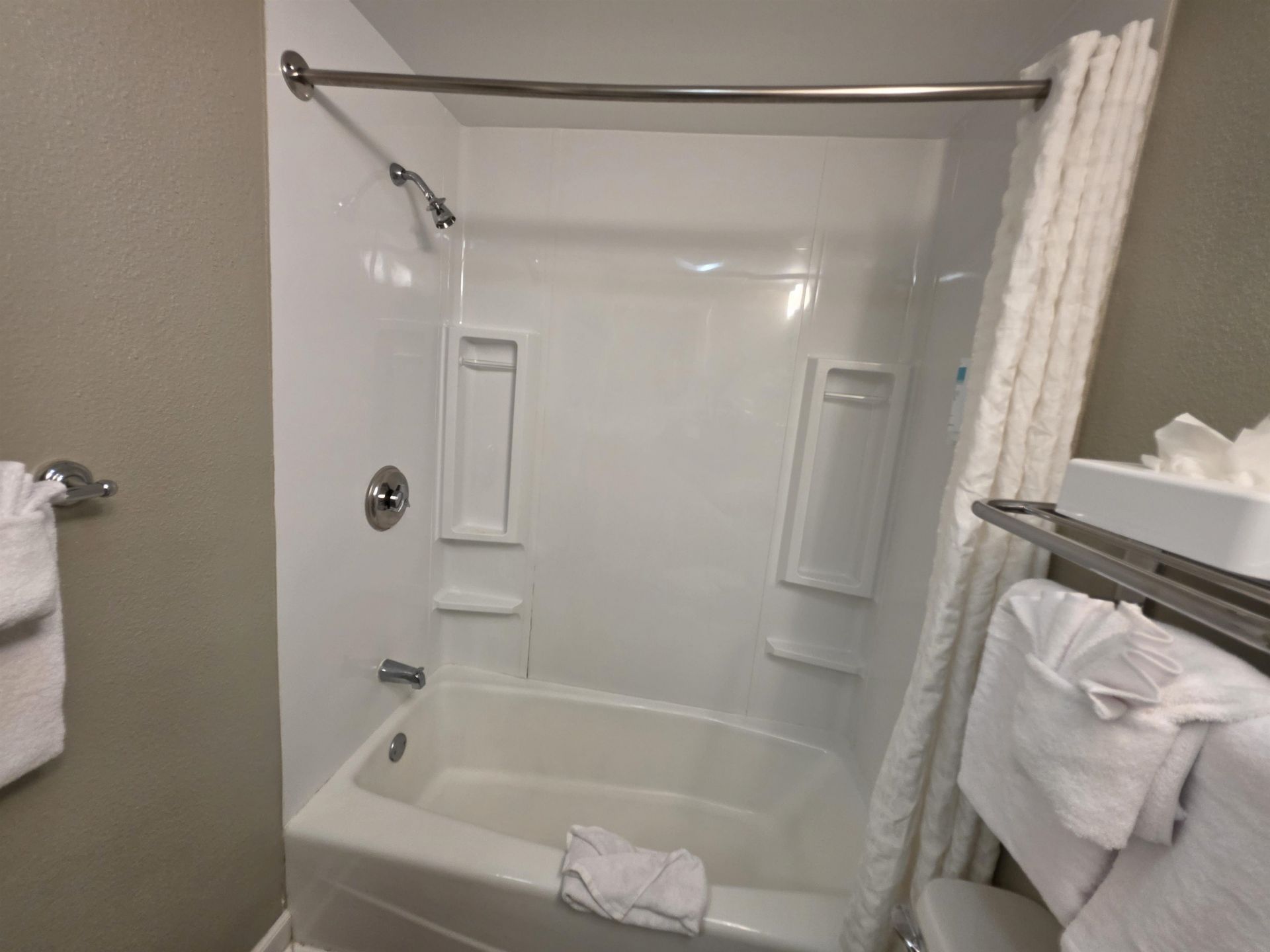 5200 North Ocean Blvd. Photo 5