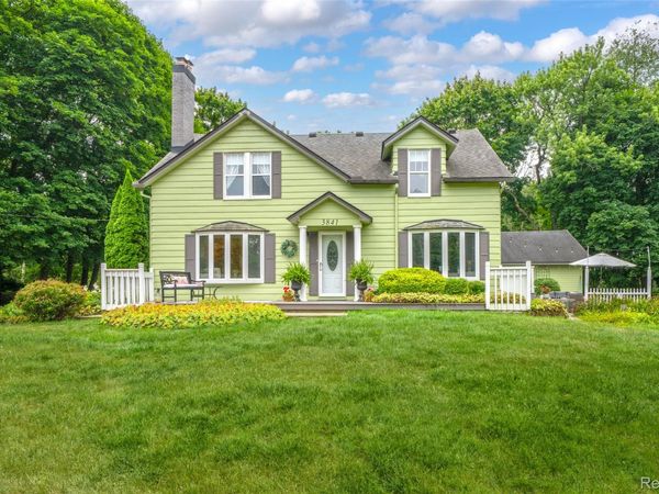 3841 Covert Road, Waterford Township, Mi 48328