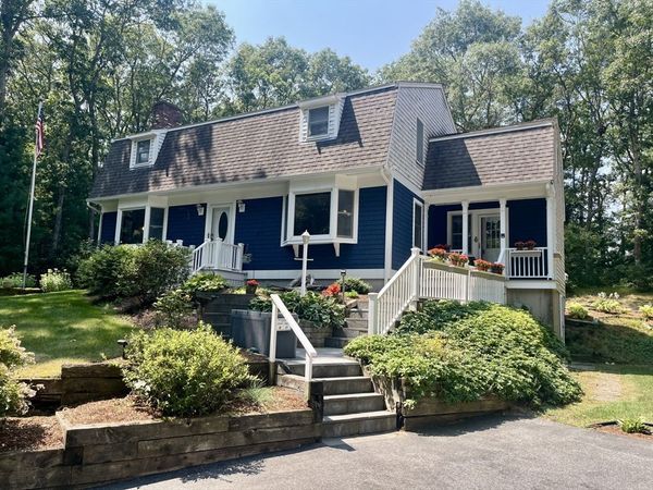 20 Vesper Drive, Bourne, MA 02559