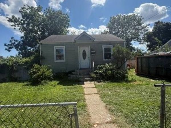 22 E Booker Avenue , Wyandanch, NY 11798