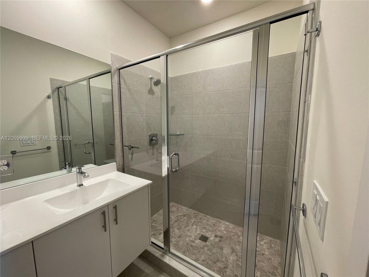 4460 NW 83rd Ave , Doral, FL 33166 Photo