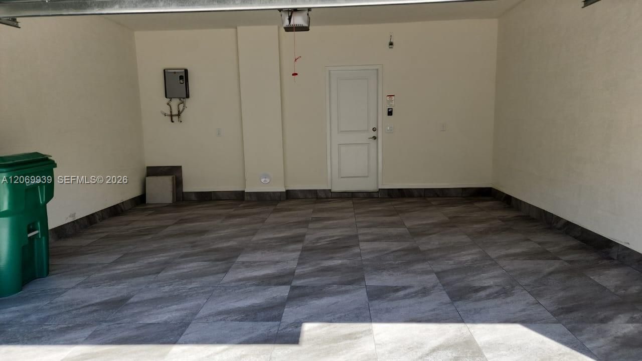 4460 NW 83rd Ave , Doral, FL 33166 Photo