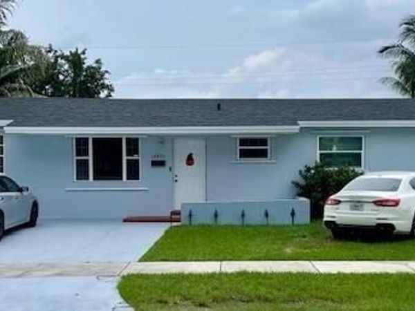 10891 N Snapper Creek Dr , Miami, FL 33173