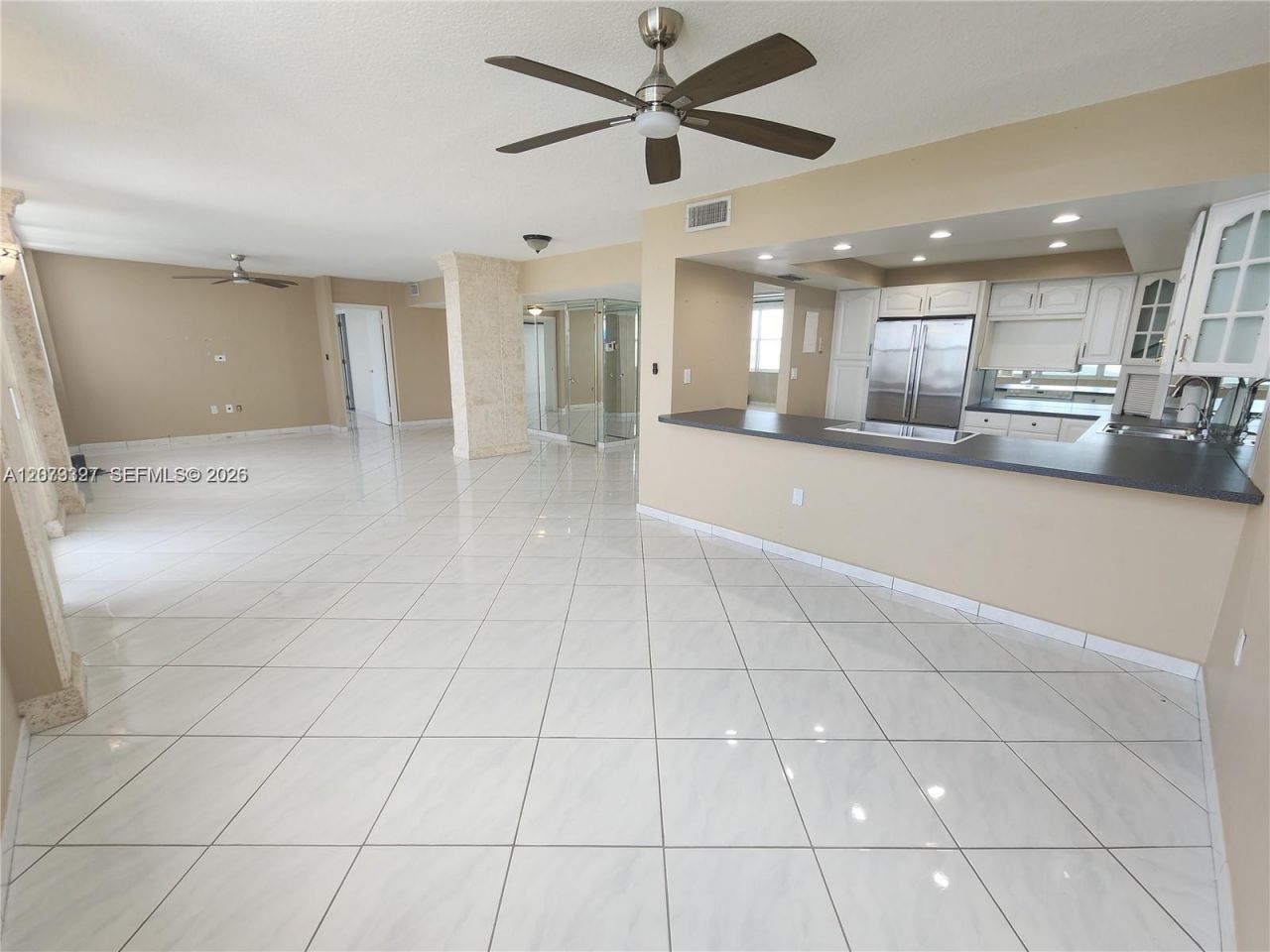 11930 N Bayshore Dr , Unit 1407, North Miami, FL 33181 Photo