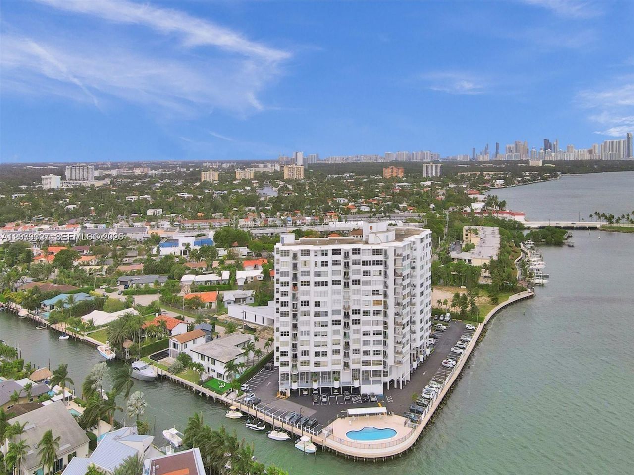 11930 N Bayshore Dr , Unit 1407, North Miami, FL 33181 Photo