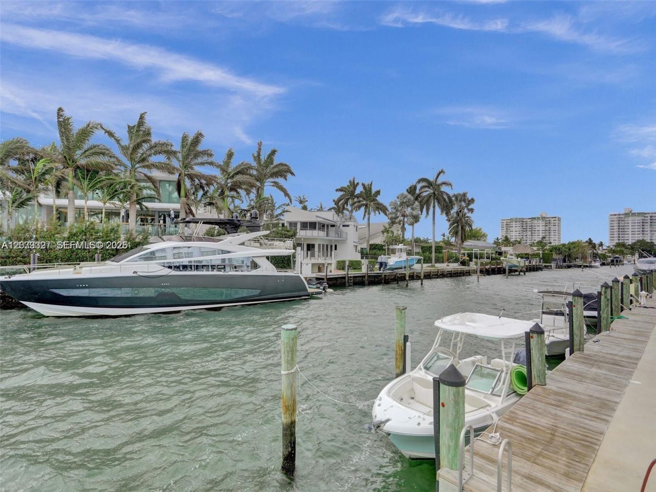 11930 N Bayshore Dr , Unit 1407, North Miami, FL 33181 Photo