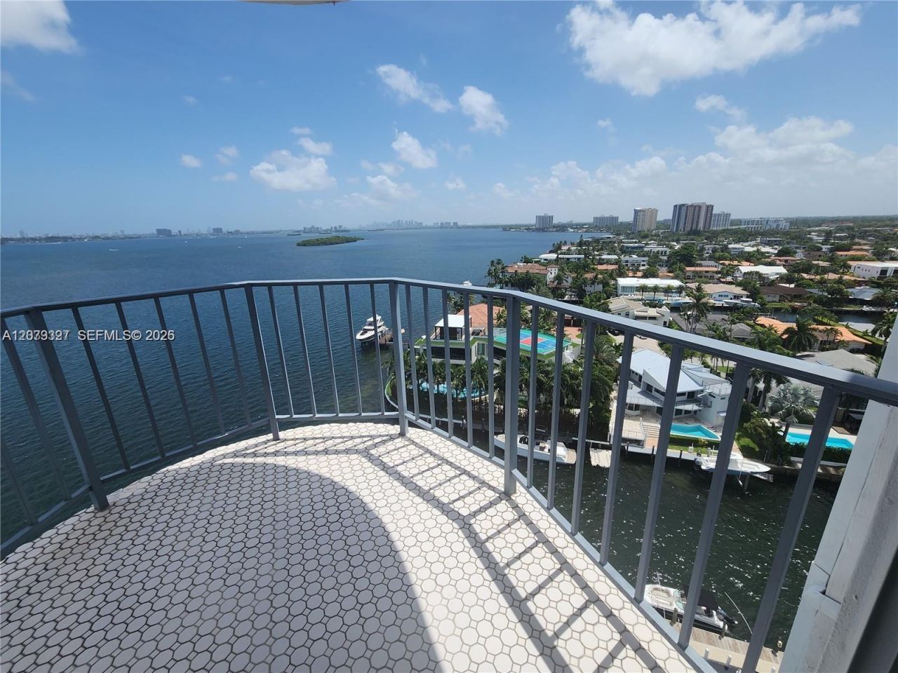 11930 N Bayshore Dr , Unit 1407, North Miami, FL 33181 Photo