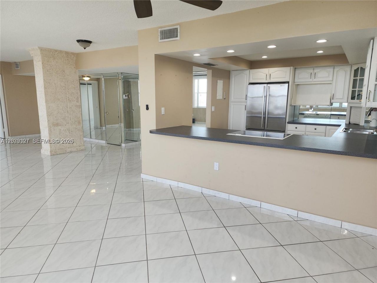 11930 N Bayshore Dr , Unit 1407, North Miami, FL 33181 Photo