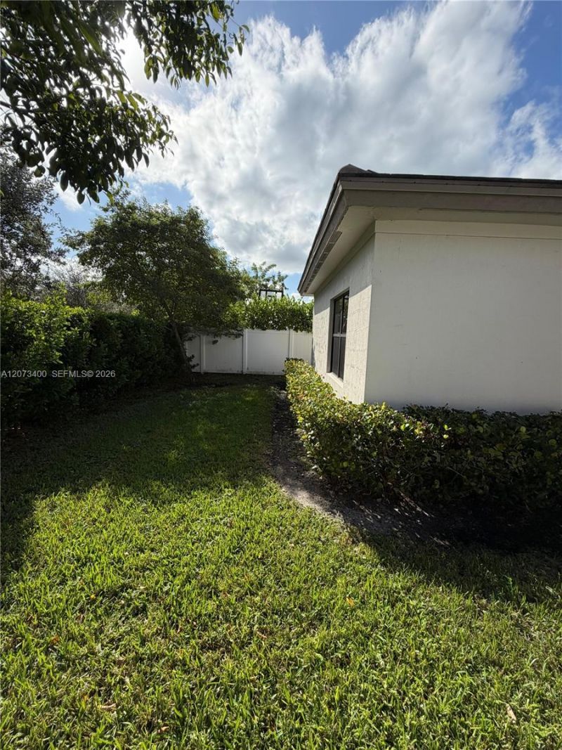 4321 SW 173rd Ave , Miramar, FL 33029 Photo