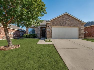 4629 Indian Rock Drive, Fort Worth, TX 76244