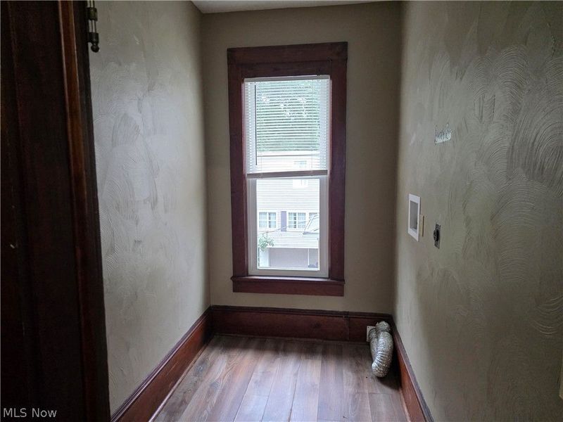 407 1/2 N 10th Street, Cambridge, OH 43725 Photo 12