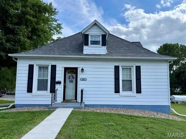 3001 Marsh Avenue , Hannibal, MO 63401