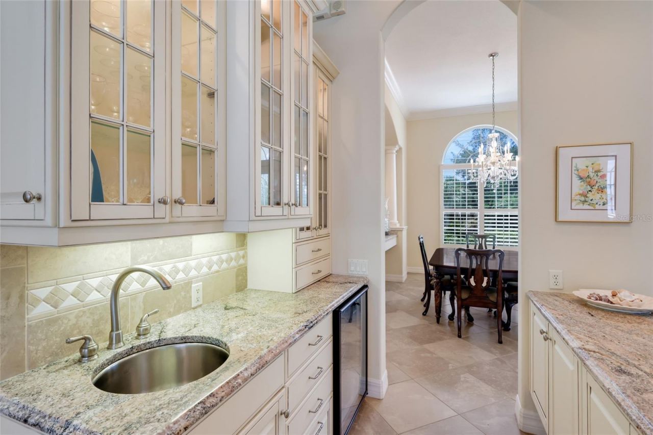 5904 Riverview Boulevard, Bradenton, FL 34209 Photo