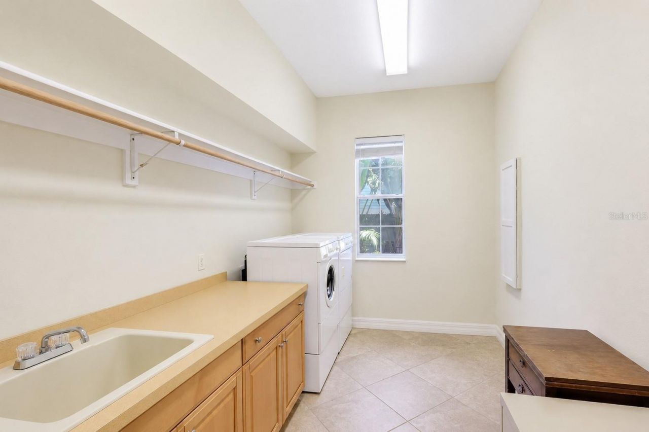 5904 Riverview Boulevard, Bradenton, FL 34209 Photo