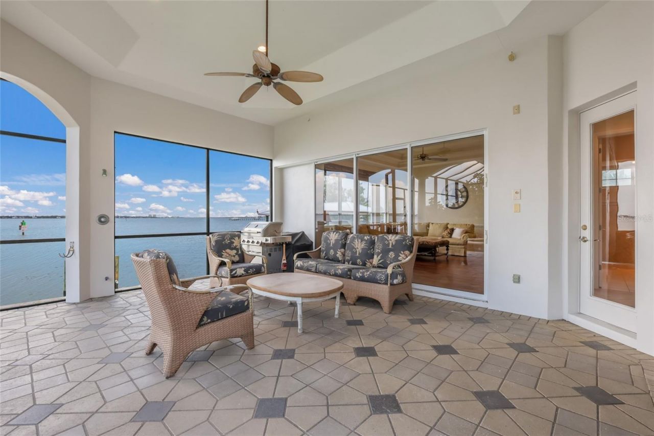 5904 Riverview Boulevard, Bradenton, FL 34209 Photo