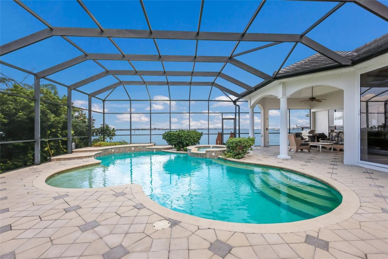 5904 Riverview Boulevard, Bradenton, FL 34209 Photo
