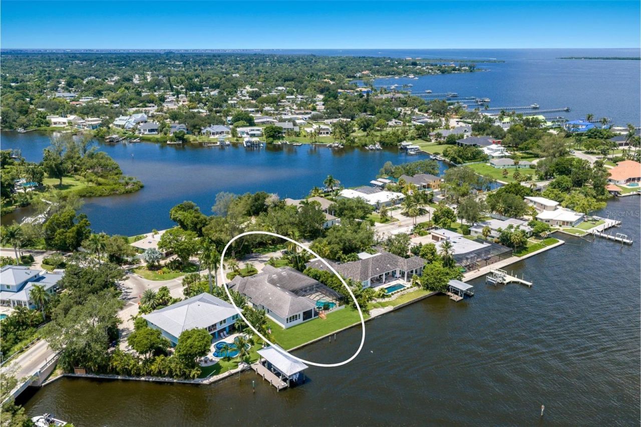 5904 Riverview Boulevard, Bradenton, FL 34209 Photo