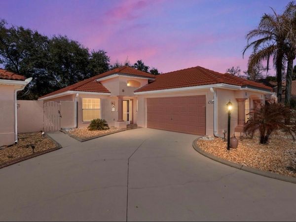 1305 SANTA MARIA AVENUE , LADY LAKE, FL 32159