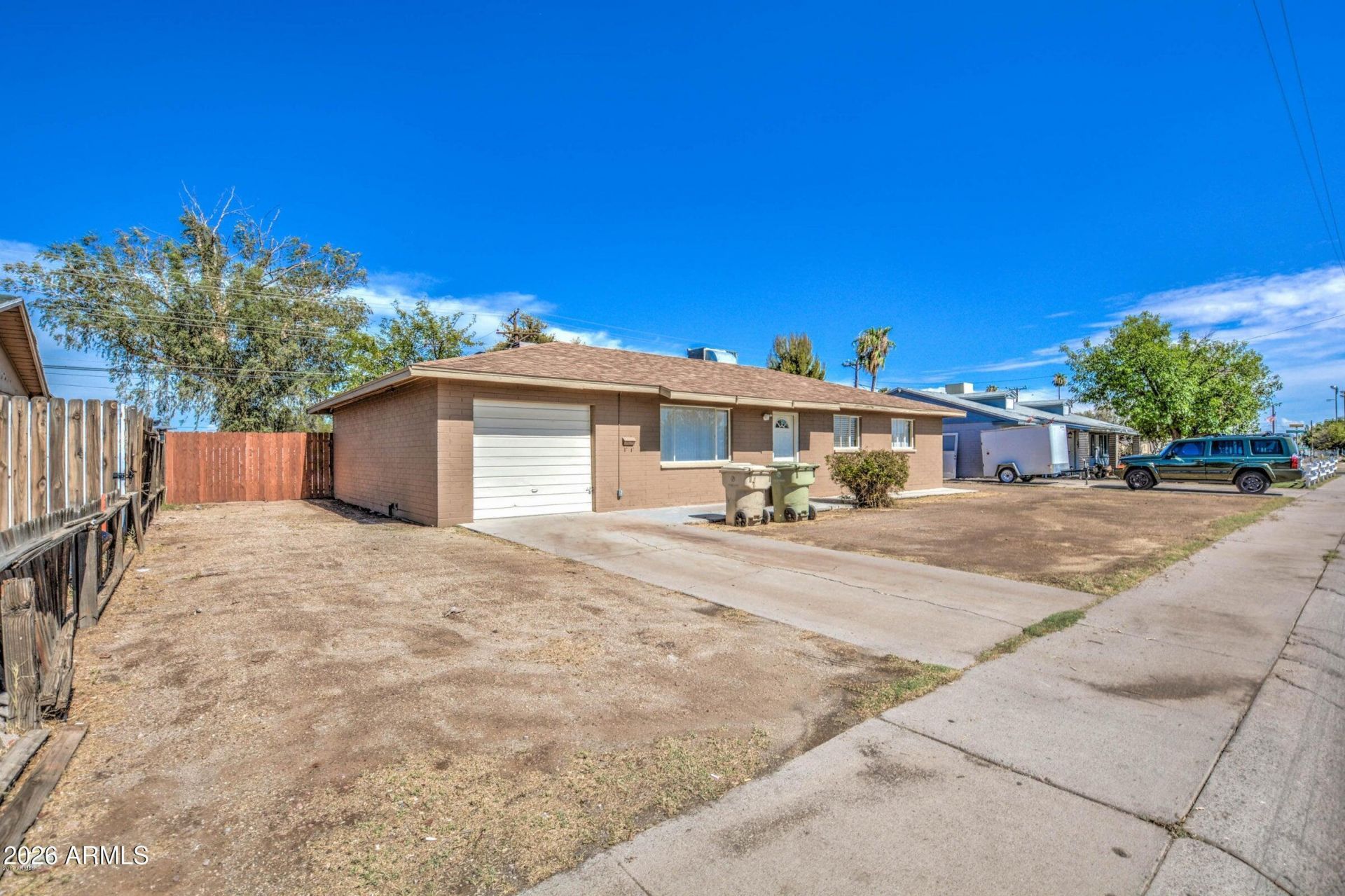 5633 N 65th Avenue, Glendale, AZ 85301 Main Photo