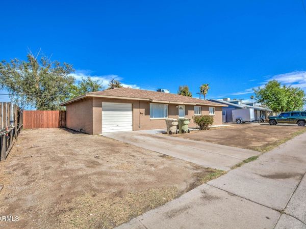 5633 N 65TH Avenue, Glendale, AZ 85301
