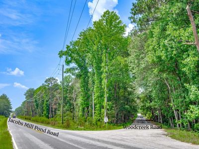 81 Woodcreek Road , Elgin, SC 29045