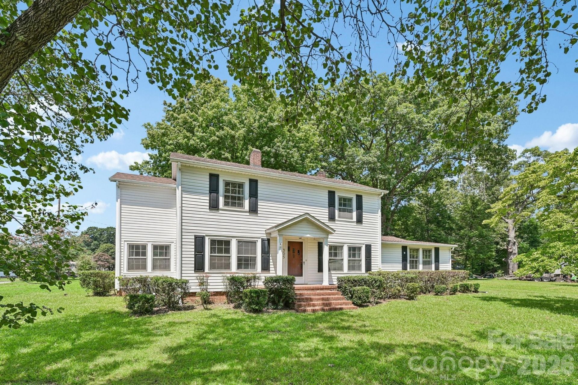 305 E Church Street, Troutman, NC 28166 Main Photo