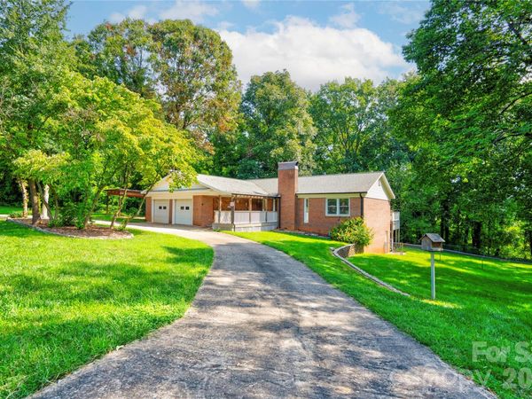 1208 N Piedmont Avenue , Kings Mountain, NC 28086