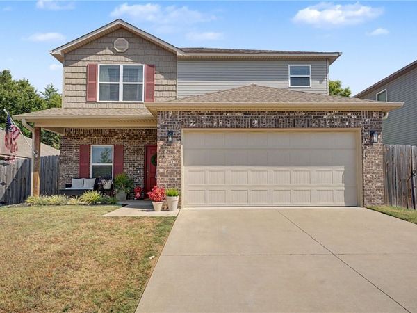 4738 W Hoover Loop , Fayetteville, AR 72704