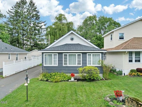 10 Lighthall Avenue, Cohoes, NY 12047