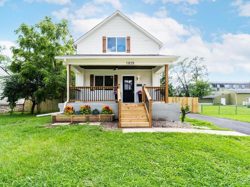 1929 Dunbar Drive, Columbus, OH 43224 Photo 1