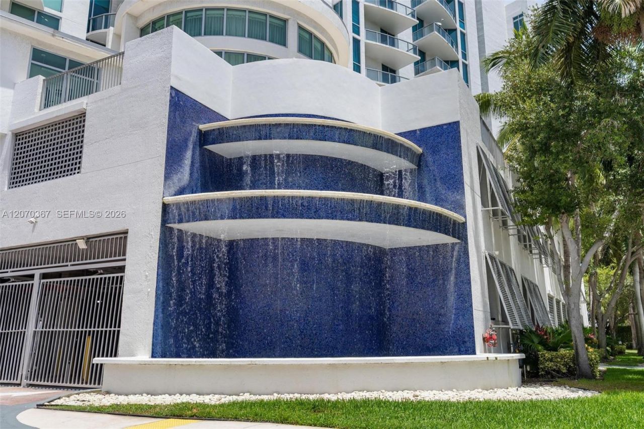 3029 NE 188th St , Unit 818, Aventura, FL 33180 Photo