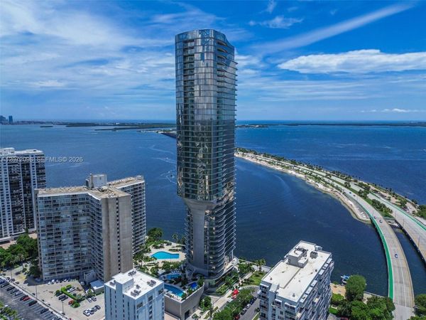175 SE 25 Road , Unit PH4301, Miami, FL 33129