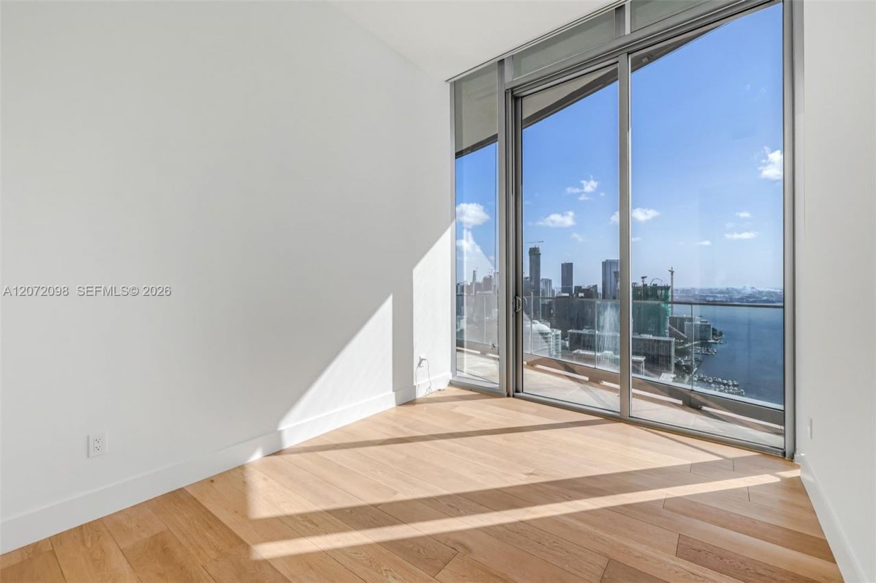 175 SE 25 Road, Unit PH4301, Miami, FL 33129 Photo