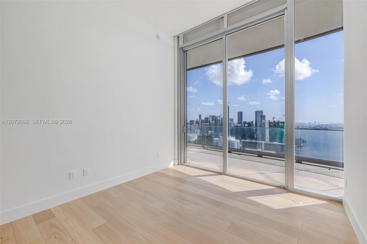175 SE 25 Road, Unit PH4301, Miami, FL 33129 Photo