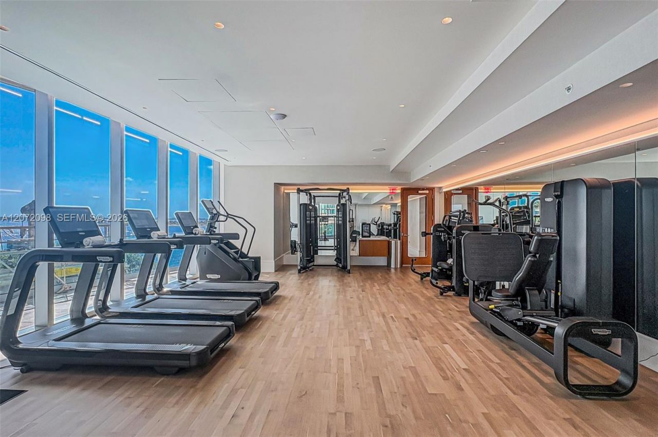 175 SE 25 Road, Unit PH4301, Miami, FL 33129 Photo