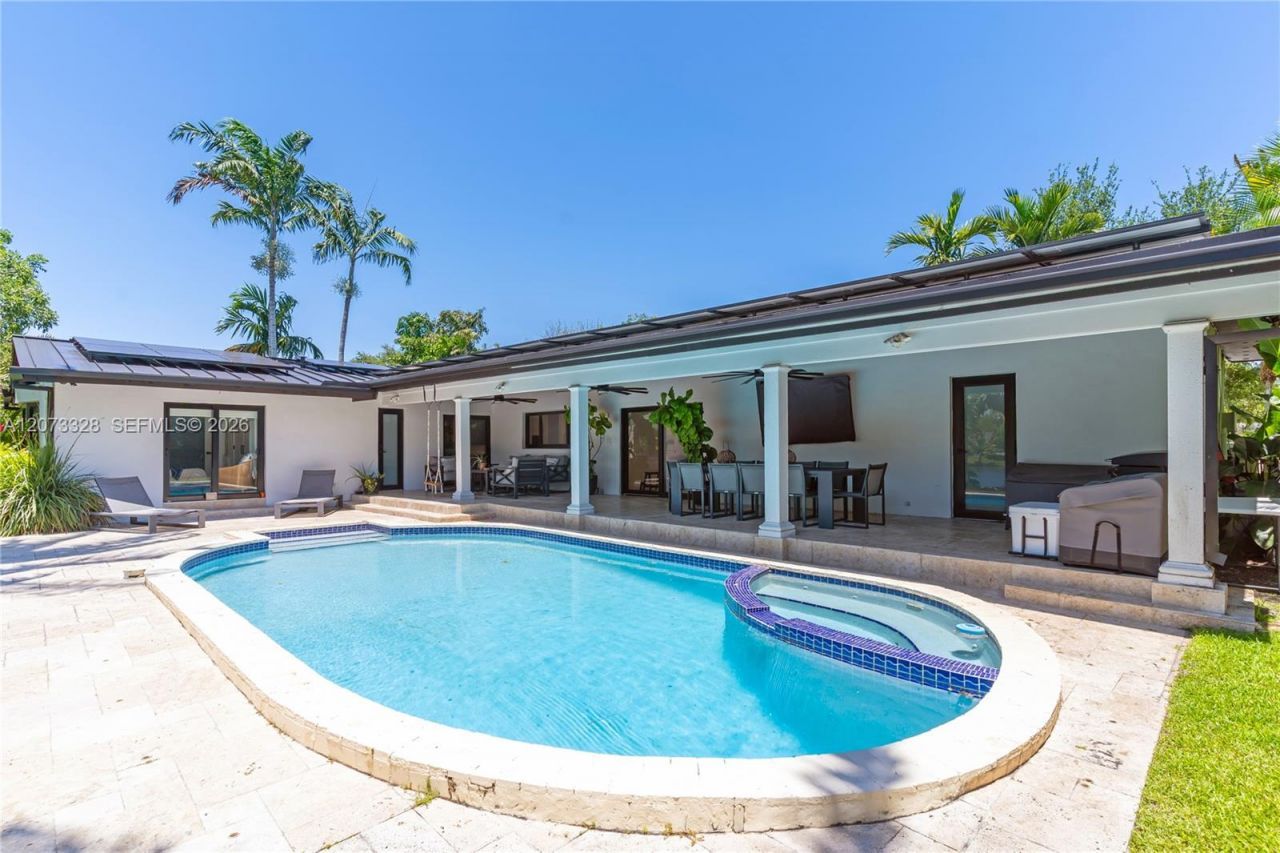 13400 SW 70th Ave, Pinecrest, FL 33156 Photo