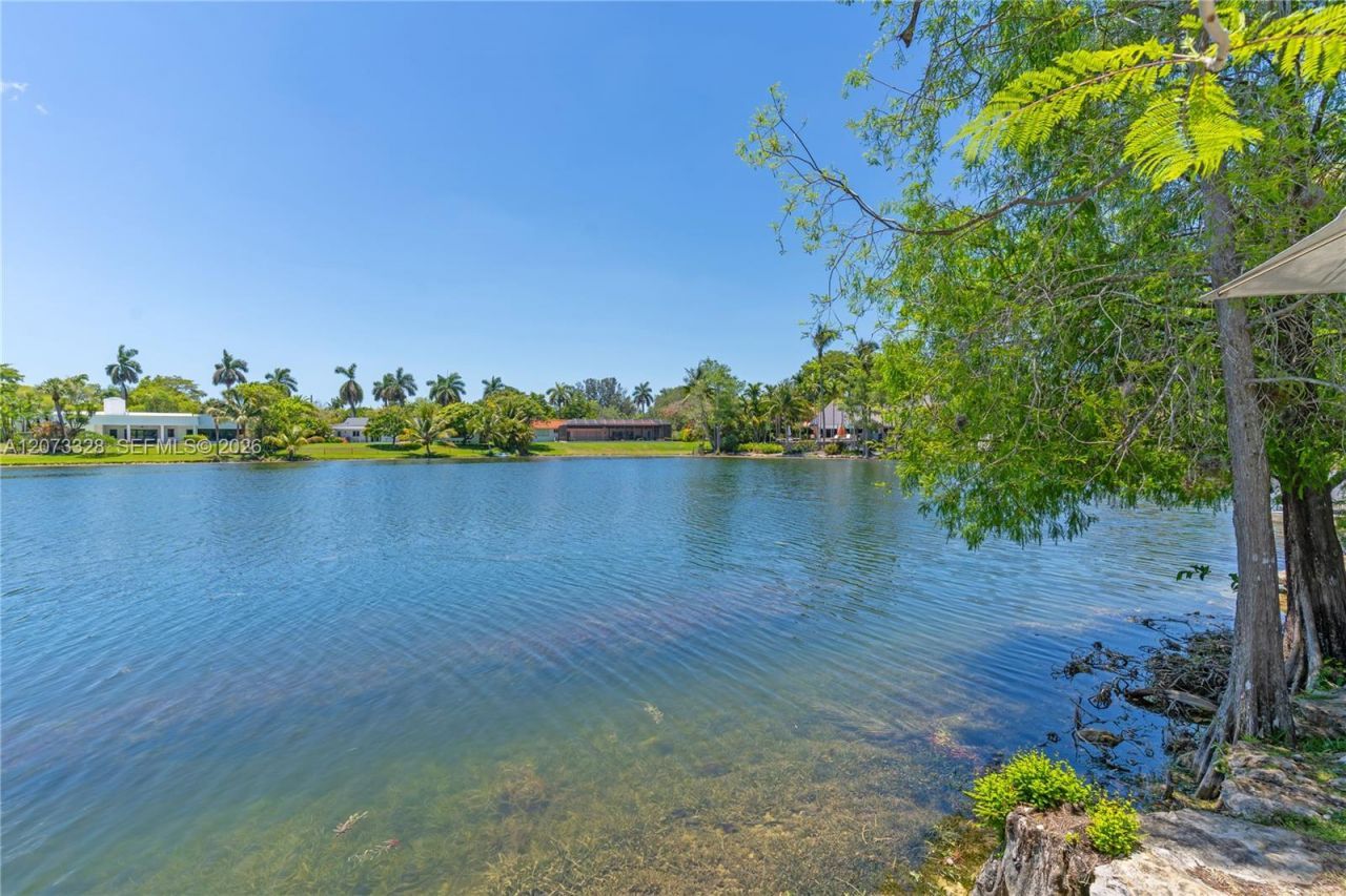 13400 SW 70th Ave, Pinecrest, FL 33156 Photo